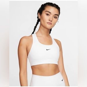 Nike Dri-FIT Swoosh Sports Bra